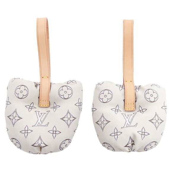 LOUIS VUITTON Handbags - Louis Vuitton fabric LV monogram travel shoe horn